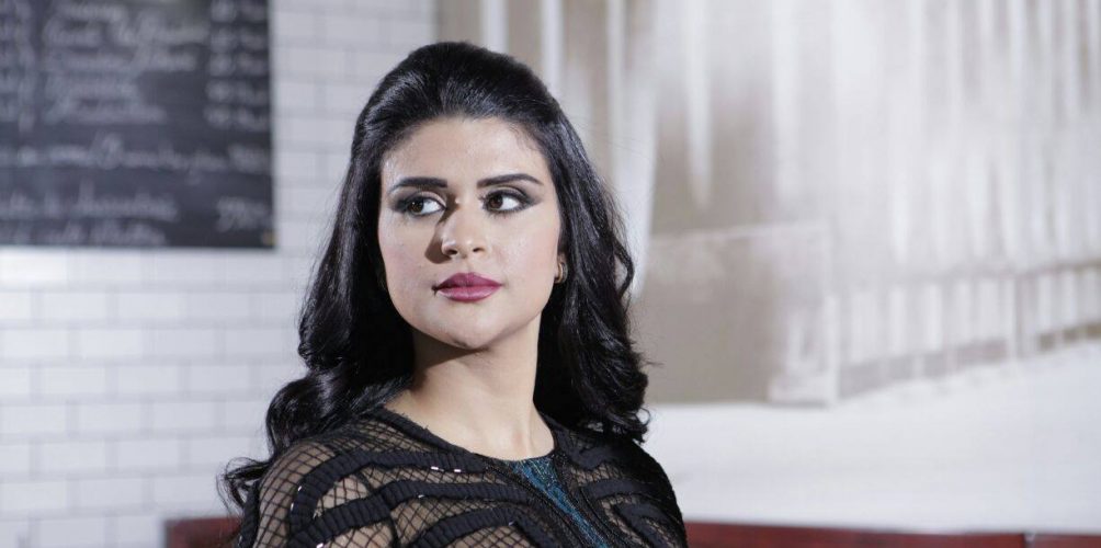 سلمى رشيد تفاجئ إحدى معجباتها يوم زفافها