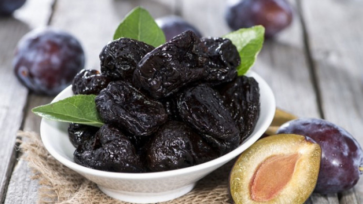عصير البرقوق الجاف