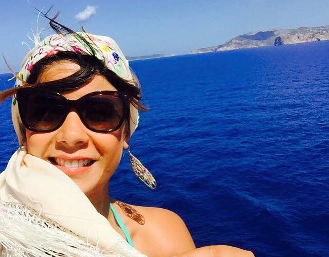 ليلى الحديوي تنشر صورة قديمة لها قبل 27 سنة