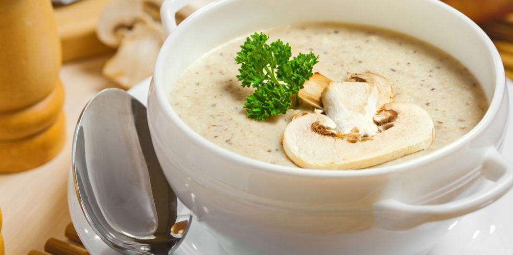 شوربة الفطر اللذيذة
