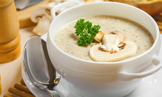 شوربة الفطر اللذيذة