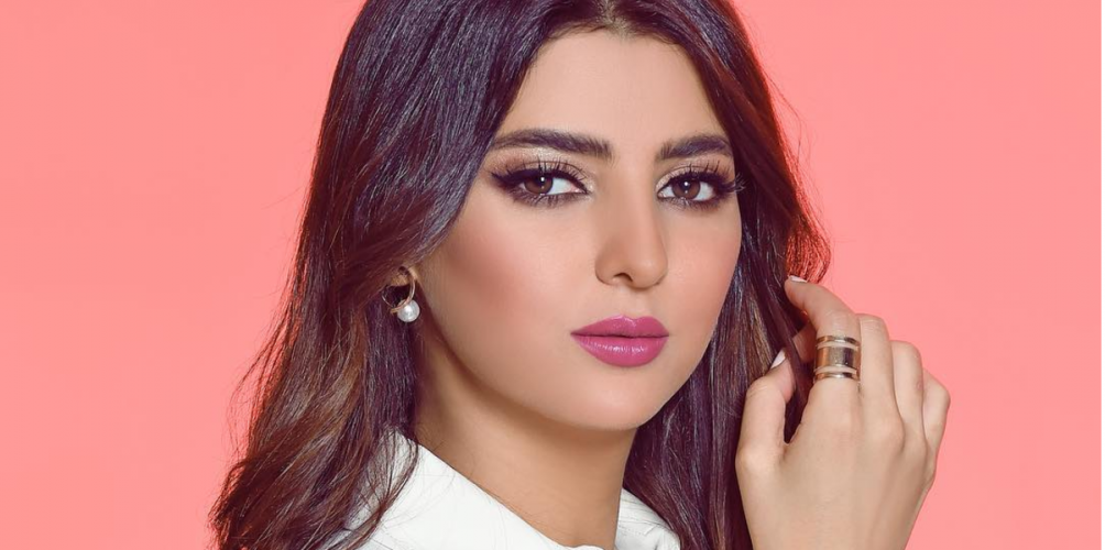 مريم سعيد تسخر مرة أخرى من خطيبها السابق