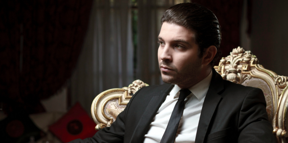أناس الباز مصور مع صاحبة الفرنسية اللي متاهمة سعد بالاغتصاب