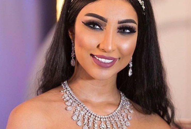 دنيا باطمة تغني للبحرين في عيدها الوطني