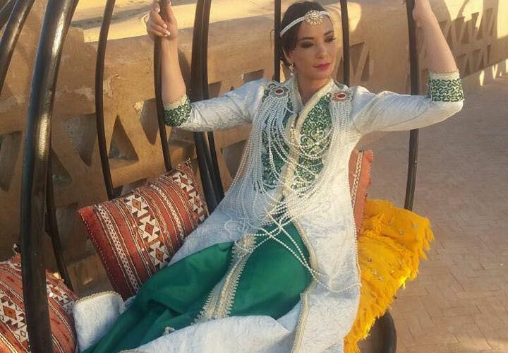 لبنى أبيضار تستعد لإصدار أول عمل غنائي لها