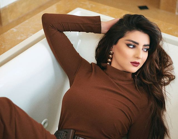 « صور: بعد توقف « ايتي بالعربي » مريم سعيد تتحول الى « موديل