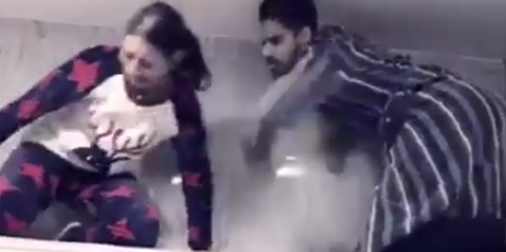 فيديو: الاخوة بلمير يدافعان عن الخادمات على طريقتهما الخاصة