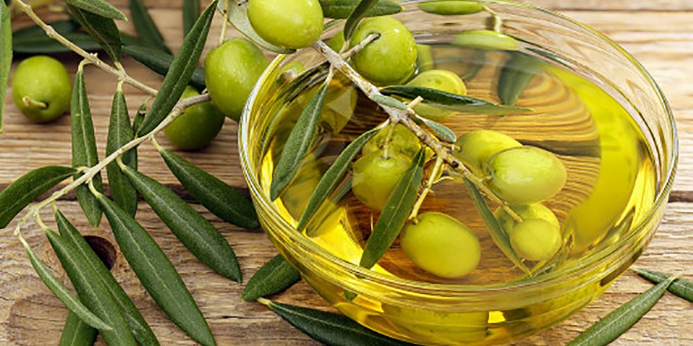 مقاومة الجلطات الدماغية والتخلص من الشعر الزائد..  فوائد زيت الزيتون