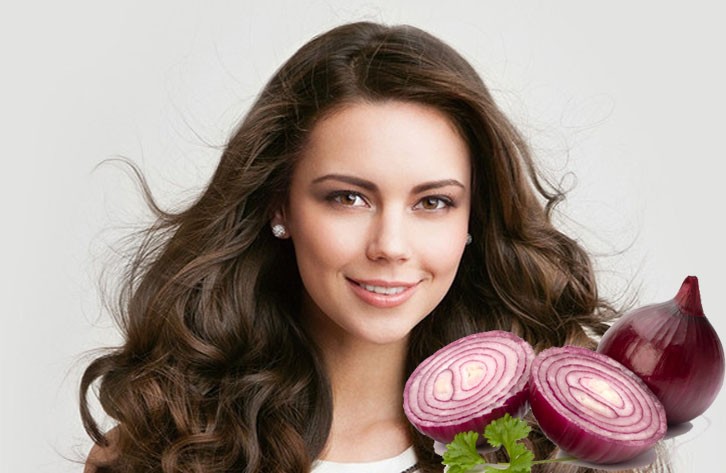 يمنع تساقط الشعر ويزيد من كثافته…ماسك البصل