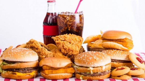 تفادي السعرات الحرارية الفارغة في وجبات عائلتك