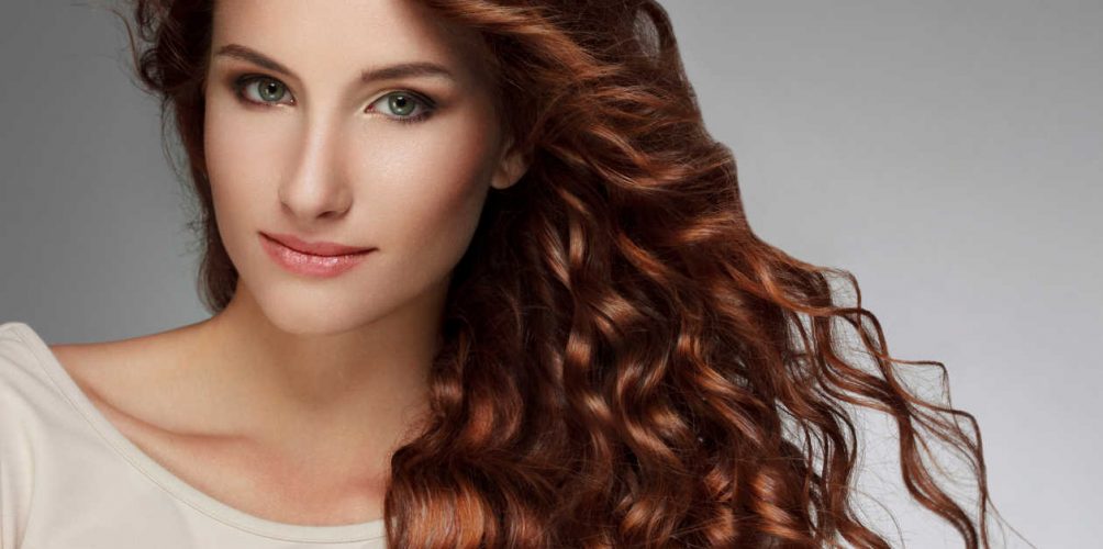 خلطات طبيعية لتكثيف الشعر