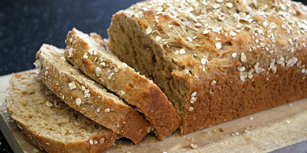 خبز الشوفان وخبز بذور الكتان مناسب للرجيم…بدائل صحية للخبز الأبيض