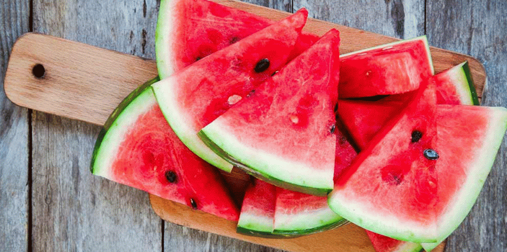 يحافظ على صحة العظام و يساعد في إنقاص الوزن…فوائد البطيخ « الدلاح »
