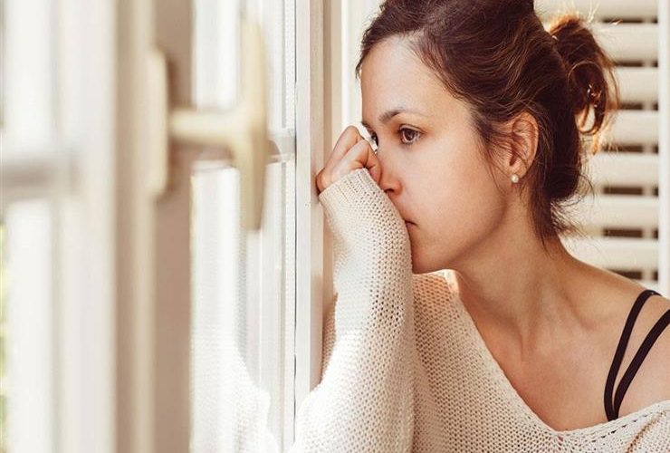 القهوة /المقليات /المعجنات/ تجنبيها إن كنت تعاني من القلق