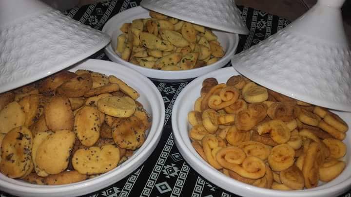 مملحات بثلاث نكهات و بنفس العجين