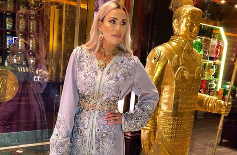 ليلى عزيز بقفطان مغربي ساحر (صور)