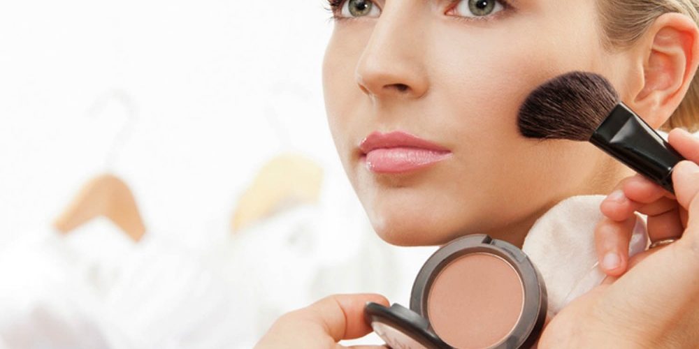 نصائح.. إختاري احمر الخدود المناسب للون بشرتك!‎