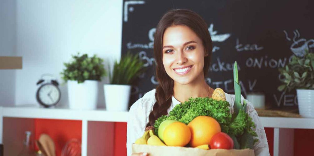 الخضروات و الفواكه تقلل انتفاخ البطن خلال الدورة الشهرية ‎