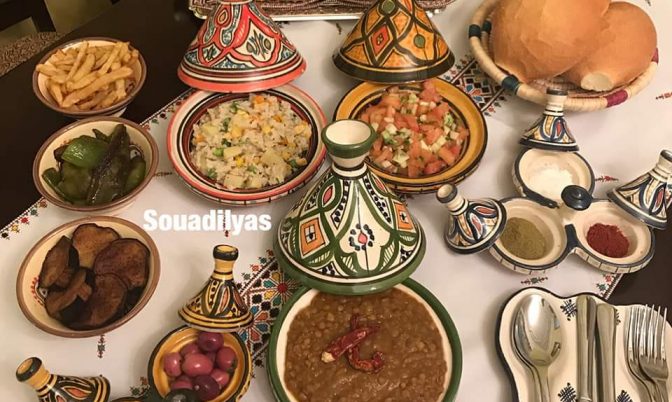 طاولة الأكل.. أفكار لتزيين وترتيب الأطباق (صور)