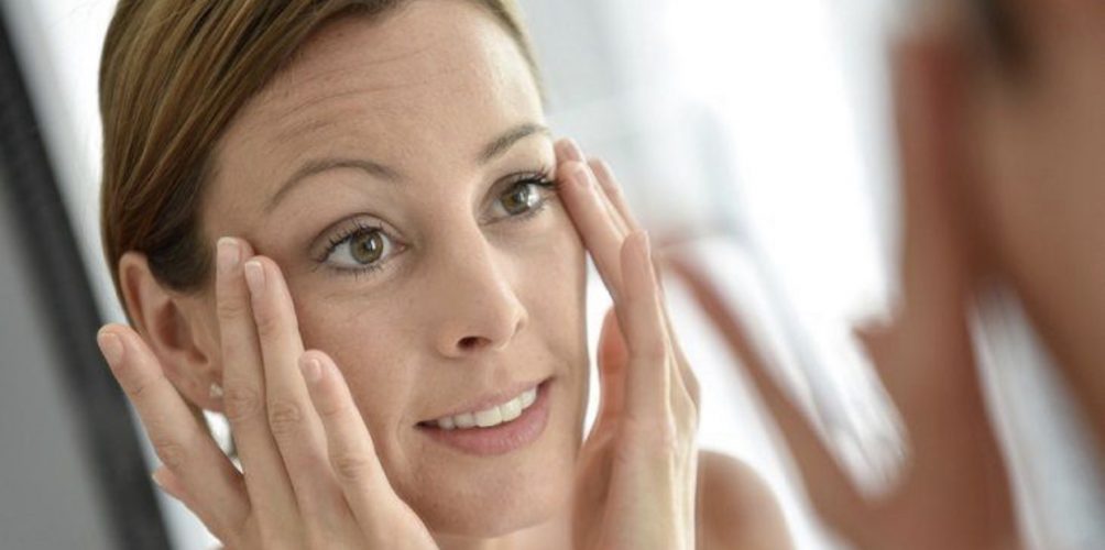 بمكون واحد فقط.. احمي بشرتك من التجاعيد!