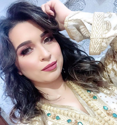 فرح الفاسي.. أنا ما كنديرش الماكياج بزاف وهذا هو سر جمالي