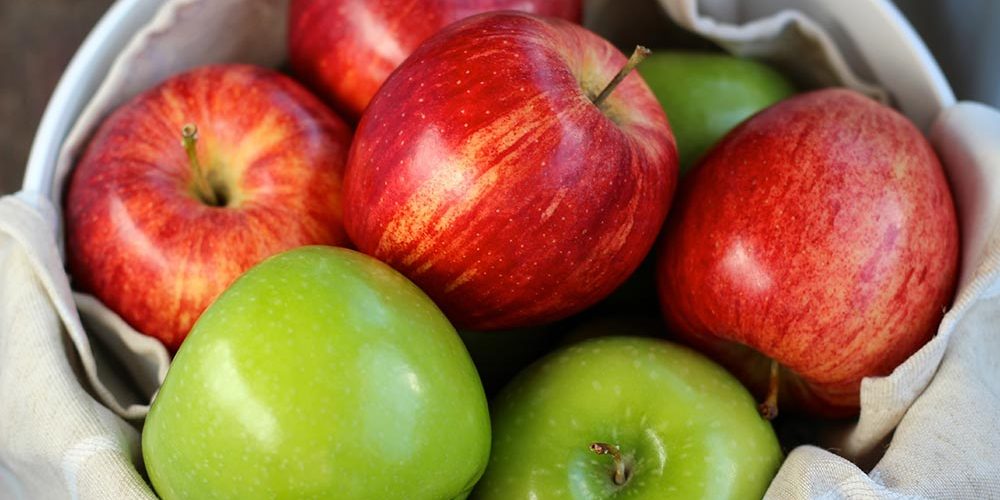 فوائد غذائية للتفاح.. قدميها لطفلك