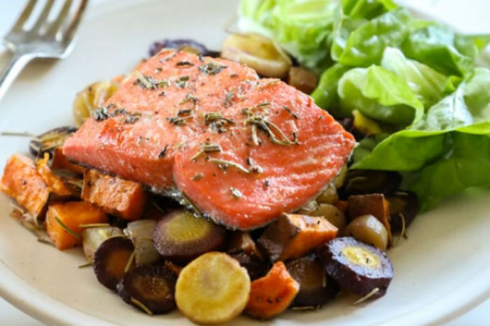 سمك السلمون.. للتخلص من التجاعيد