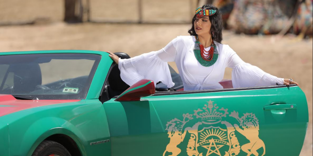 احتفالا بعيد العرش.. رقية ماغى تغني « المغرب وجمالو »