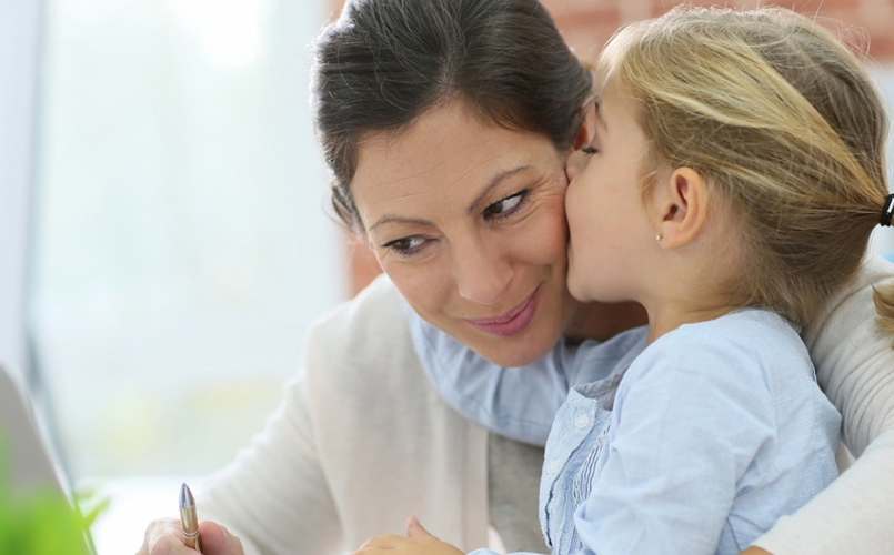 عادات سلبية في علاقتك مع طفلك.. تجنبيها!