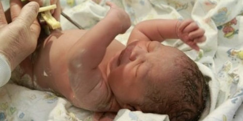 إحصائيات جديدة.. انخفاض في وفيات الأطفال في المغرب