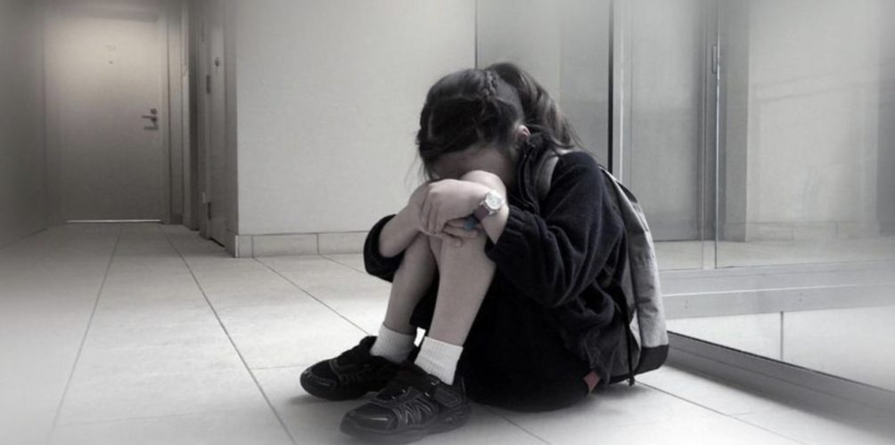 مقارنة مع أقرانهم.. الأطفال الذين يلتحقون بالمدرسة في سن مبكرة أكثر عرضة للاكتئاب