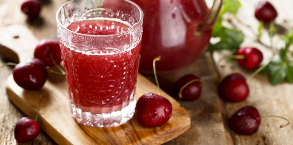 خبراء: عصير طبيعي يساهم في حصولكم على نوم جيد!