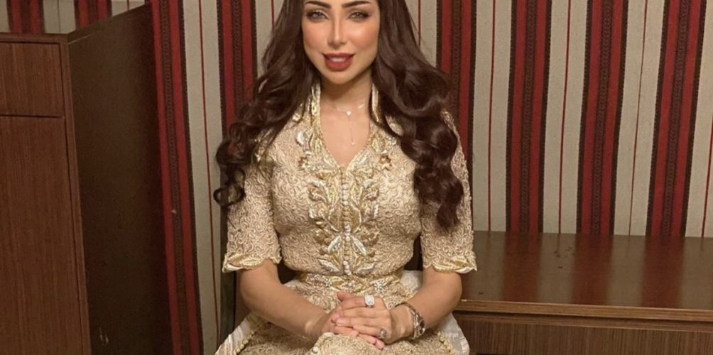 تزامنًا مع احتفالات رأس السنة.. دنيا بطمة تطرح « قنبلة » (فيديو)