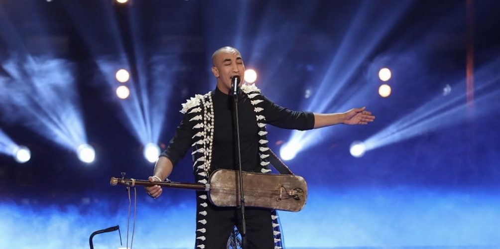 رضوان الأسمر وفهد مفتخر.. موهبتان مغربيتان تتأهلان إلى نهائي « ذَا فويس »