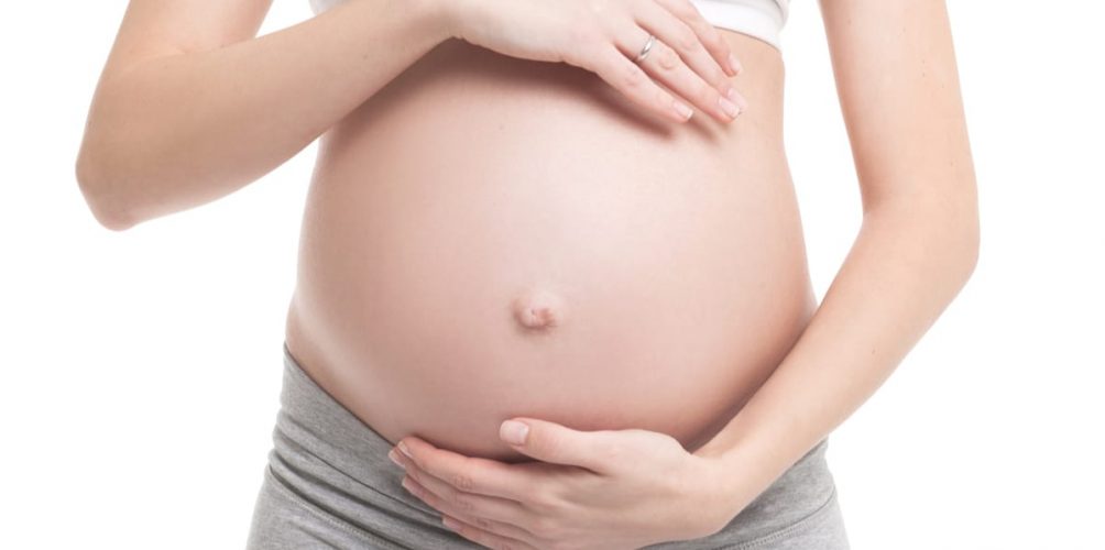 دراسة: بدانة الأمهات خلال الحمل تؤثر على ذكاء الأطفال الذكور