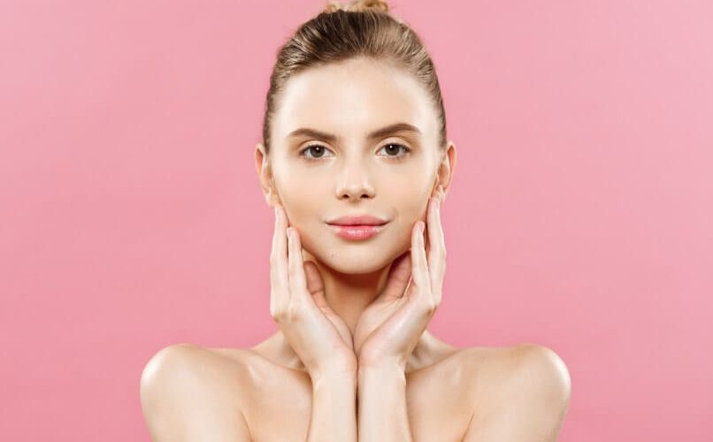 تجعلك أصغر بـ 5 سنوات.. أطعمة مخصصة للعناية بالبشرة