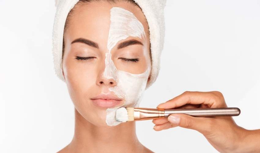 في دقائق.. ماسك طبيعي لترطيب البشرة