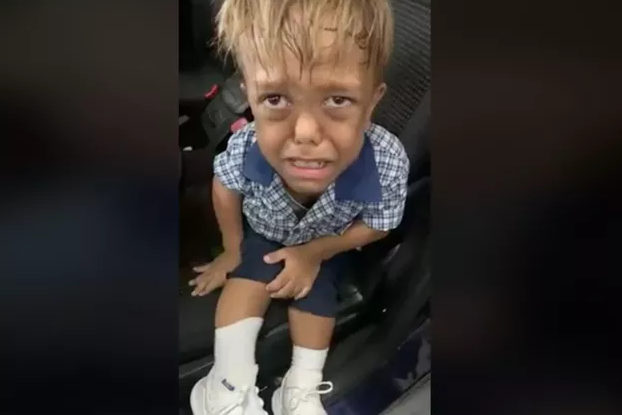 تعرض للتنمر.. طفل يبلغ 9 سنوات يهدد بالانتحار (فيديو)