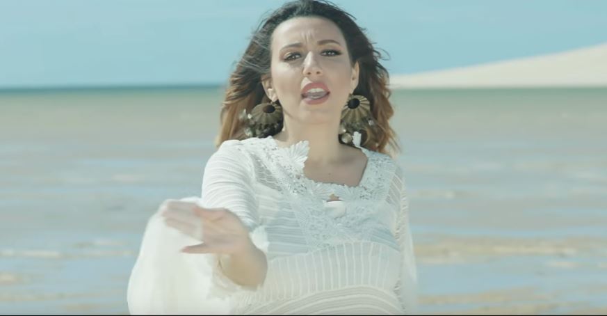 بعد غياب طويل عن الغناء.. سحر الصديقي تعود بـ »صوفينا »