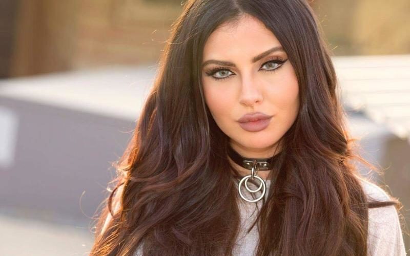 مريم حسين: احمدوا ربكم أنكم مسجونون في منازلكم وليس في السجن! (فيديو)