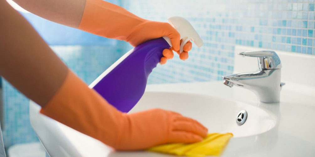 وسط تفشي كورونا.. منظمة الصحة العالمية تكشف عن أفضل مطهر للفيروسات