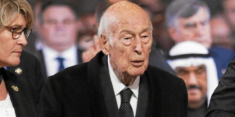 لمس مناطق من جسدها.. صحافية ألمانية توجه تهمة التحرش الجنسي للرئيس الفرنسي الأسبق فاليري جيسكار ديستان