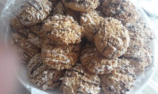 شهيوات العيد.. حلوى بلاكريم باتسيير واللوز
