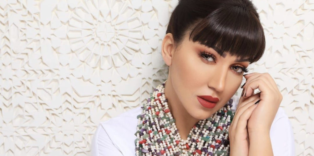 اتهموها بسرقة عنوان رواية جزائرية.. أسماء لمنور ترد بصرامة