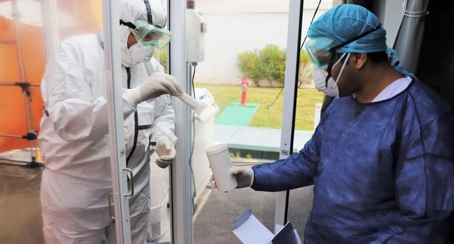 طبيب مغربي: نحن أمام وضعية مقلقة لكن بإمكاننا تفادي الانفلات الوبائي شريطة الانطلاق في إجراءات مستعجلة