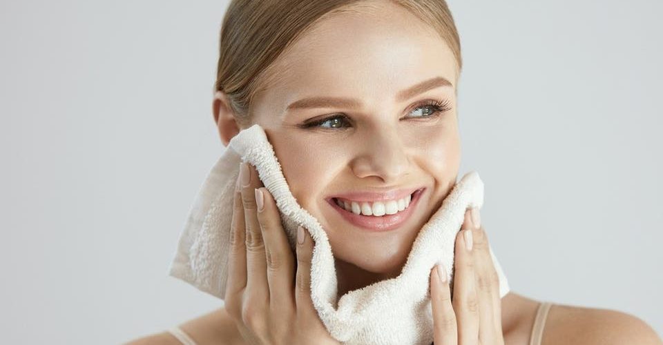 للتخلص من حب الشباب بشكل نهائي.. حضري هذا الصابون الطبيعي في منزلك!