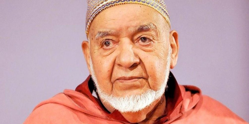 الملك معزيا في الوزير: استطاع بأسلوبه المرح الأصيل كسب حب الناس واحترامهم لما يزيد عن خمسة عقود