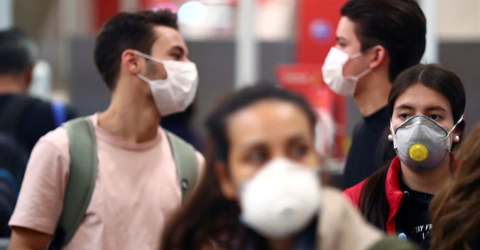 باحثون: فيروس كورونا قد تحوّر وأصبح أكثر قدرة على العدوى