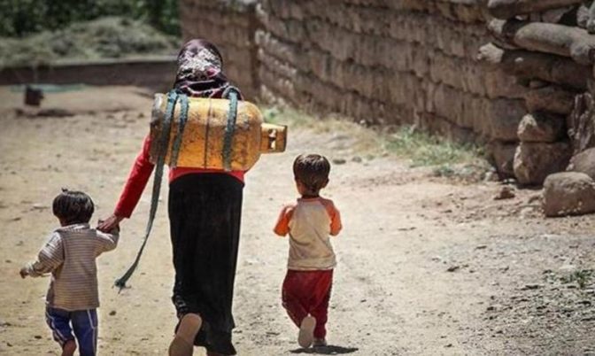 خبير أممي يحذر: أسوأ آثار جائحة فيروس كورونا على الفقر لم تأت بعد