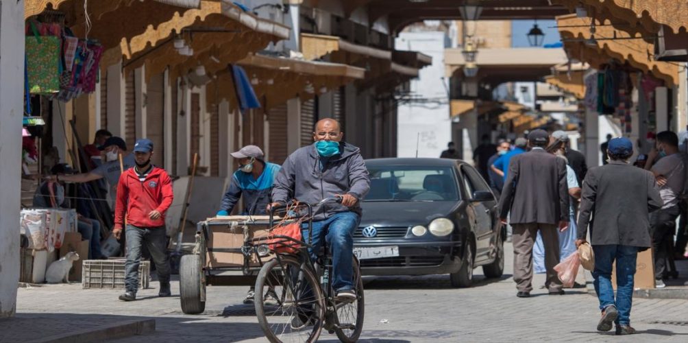 بعد أزيد من 6 أشهر على تسجيل أول حالة.. هل استطاع المغاربة التعايش مع كورونا؟
